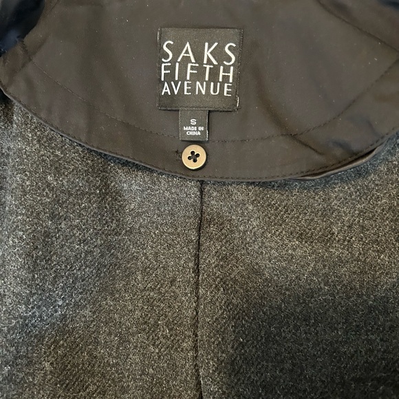 Saks Fifth Avenue Black Trench Coat with Removable Liner Size S - Picture 10 of 13